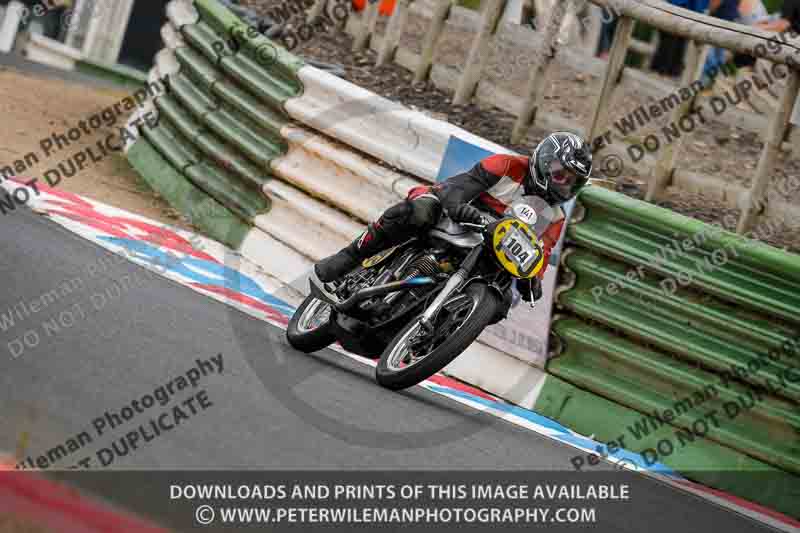 Vintage motorcycle club;eventdigitalimages;mallory park;mallory park trackday photographs;no limits trackdays;peter wileman photography;trackday digital images;trackday photos;vmcc festival 1000 bikes photographs